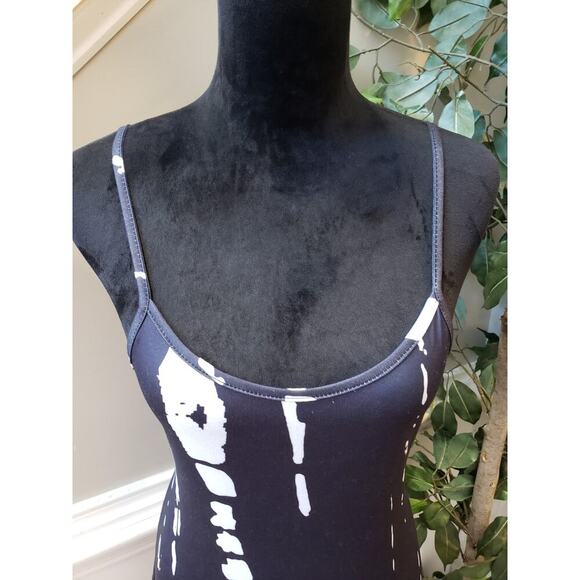 Women's Camisole Dress Medium Black Tie Dye Print Sleeveless Stretch Round Neck - Picture 10 of 11